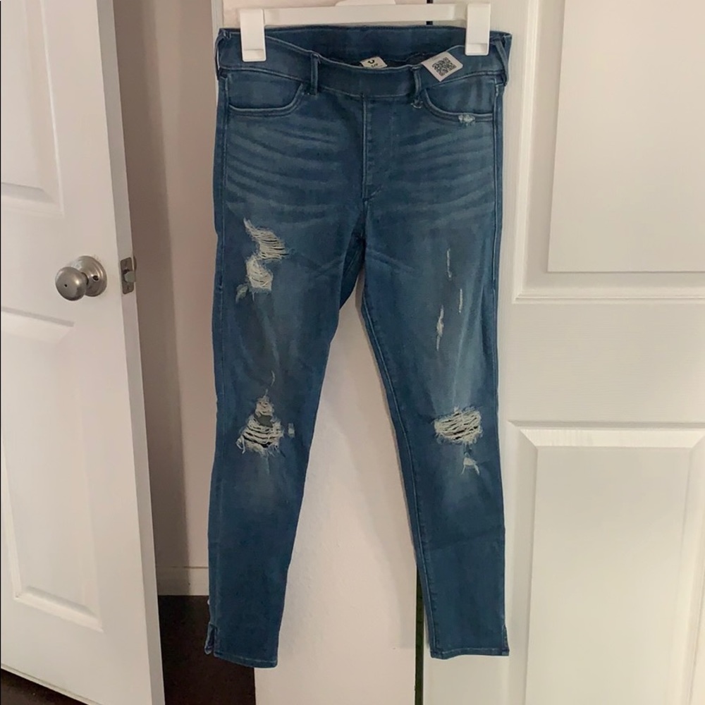 True Religion- Small - Runway Legging Crop